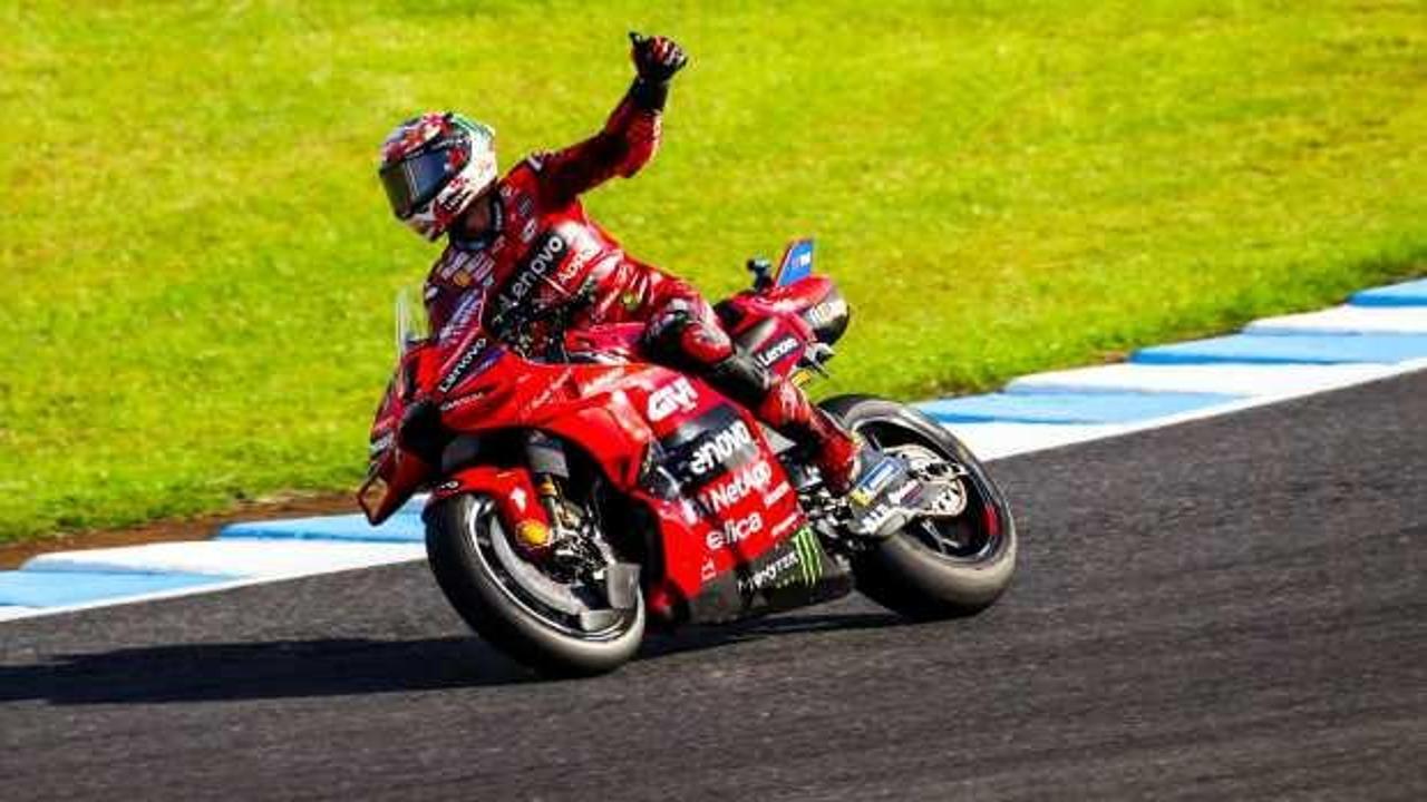 MotoGP Japonya Grand Prix'sini Francesco Bagnaia kazandı