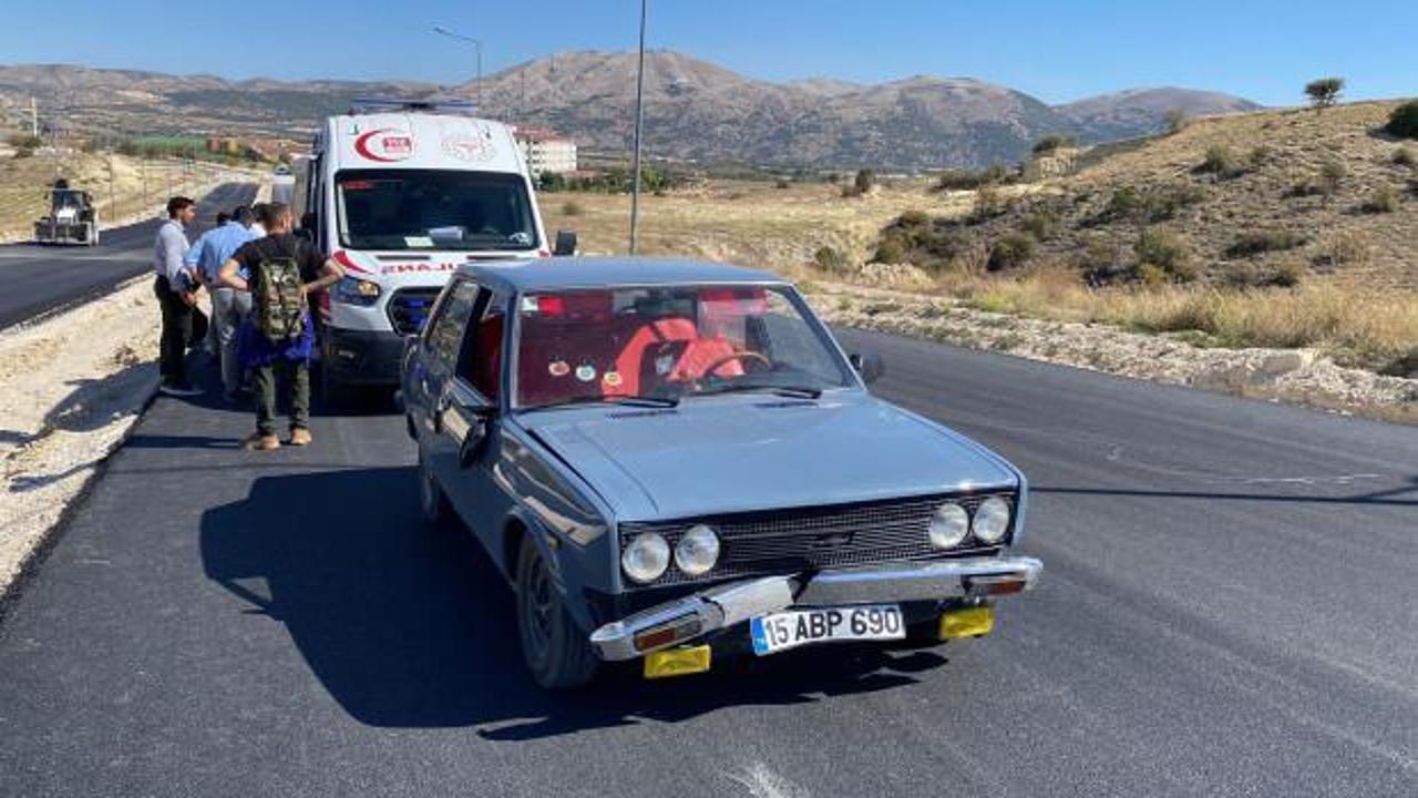 Burdur'da ters y&ouml;nde ilerleyen otomobil &ouml;ğrenciye &ccedil;arptı! 