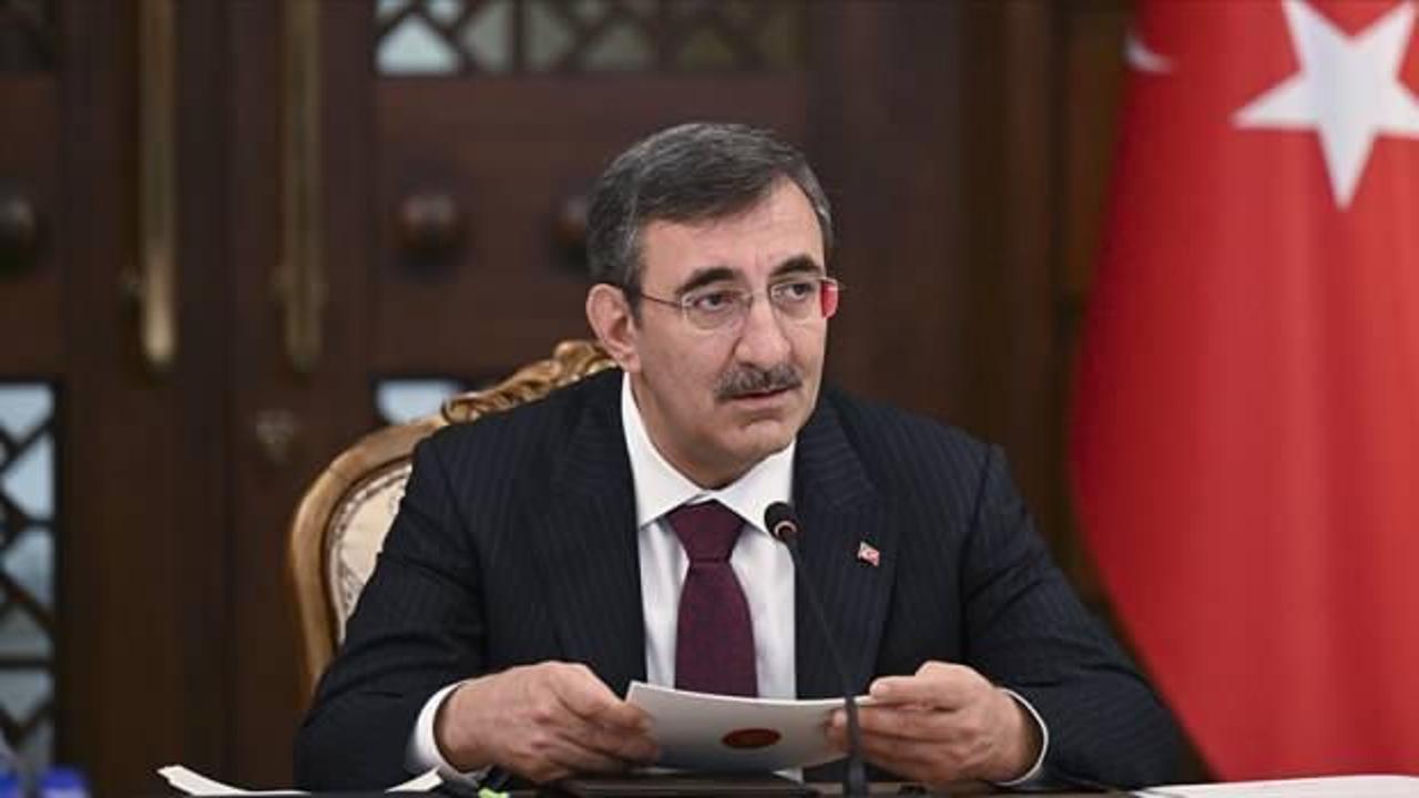 Cevdet Yılmaz: Azalan cari açık, dezenflasyon sürecine katkı sağlamaya devam ediyor