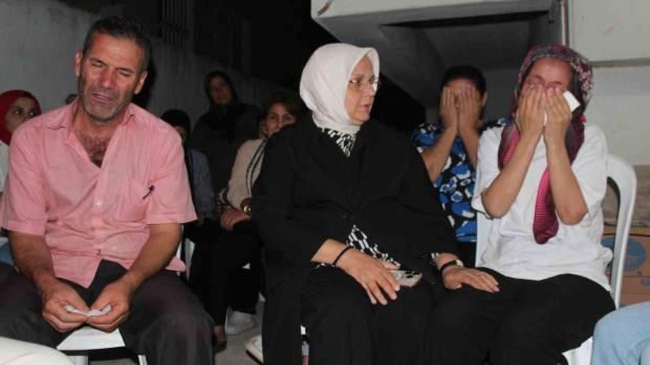 Cumhurbaşkanı Erdoğan, Manisa'da &ouml;ld&uuml;r&uuml;len Pelin Karaca'nın ailesiyle g&ouml;r&uuml;şt&uuml;