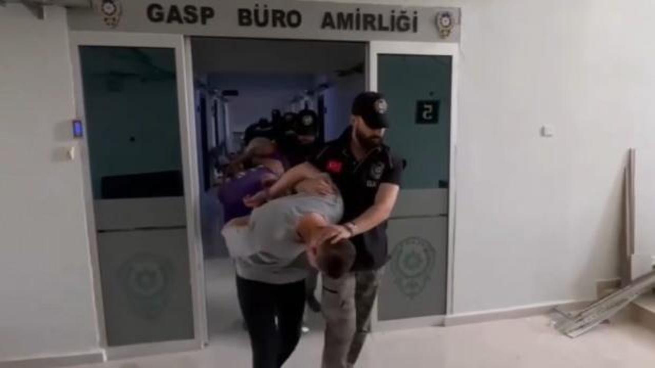 İzmir'de sahte polislere gerçek polis baskını!