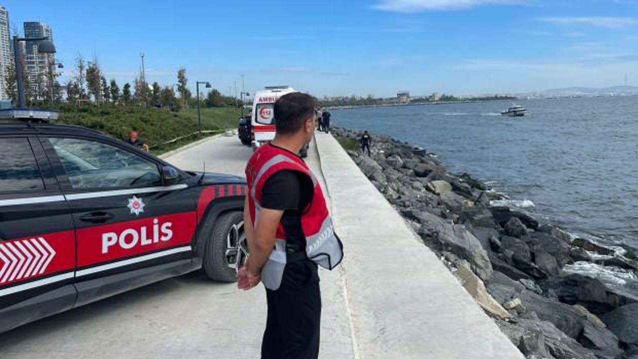 Zeytinburnu'nda denize giren çocuk kayboldu