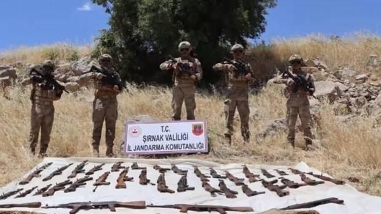 Bakan Yerlikaya duyurdu: 36 adet AK-47 t&uuml;feği ele ge&ccedil;irildi