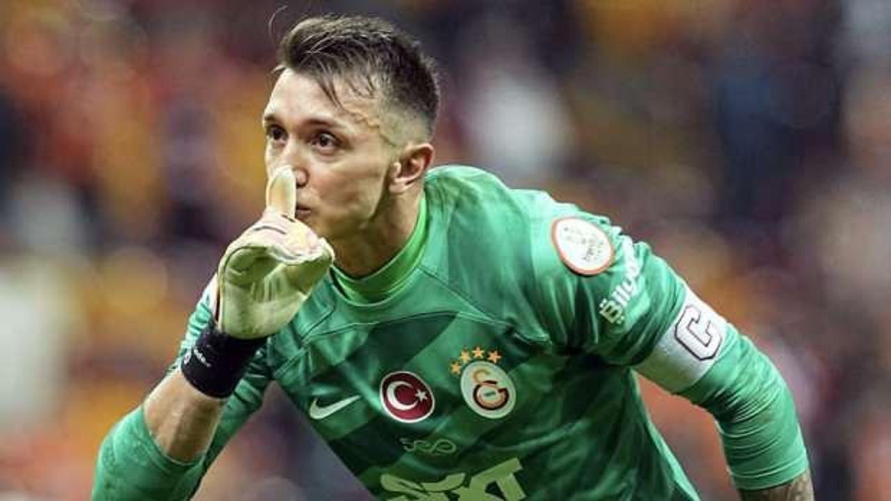 Muslera'dan transfer sözleri! İki takımdan teklif aldı! Melo detayı