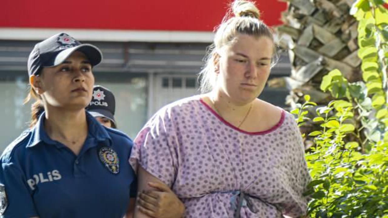 Havalimanı klozetine yeni doğan bebeğini bırakmıştı: Rus anne tutuklandı