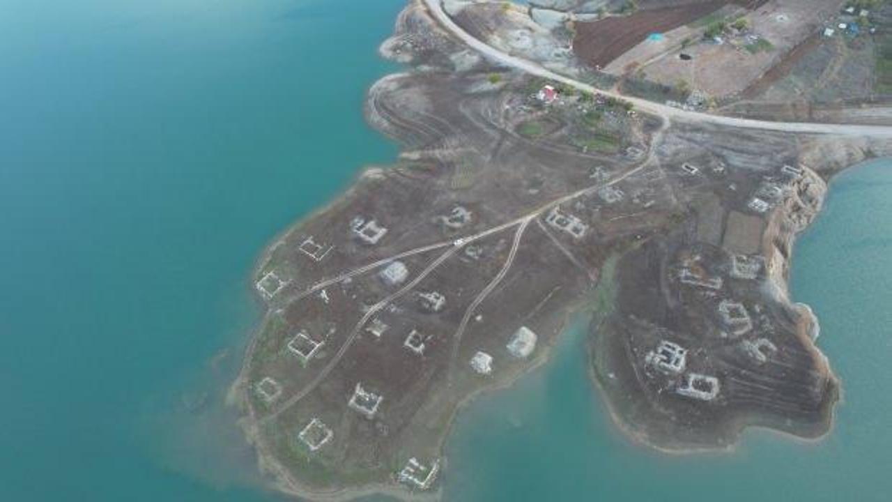 K&ouml;y halkı 40 yıl dua etmek i&ccedil;in bekledi!