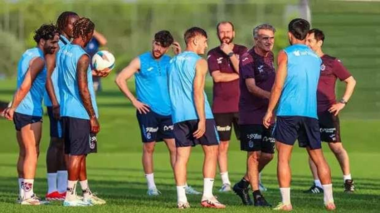 Trabzonspor'da birçok futbolcuyla yollar ayrılıyor