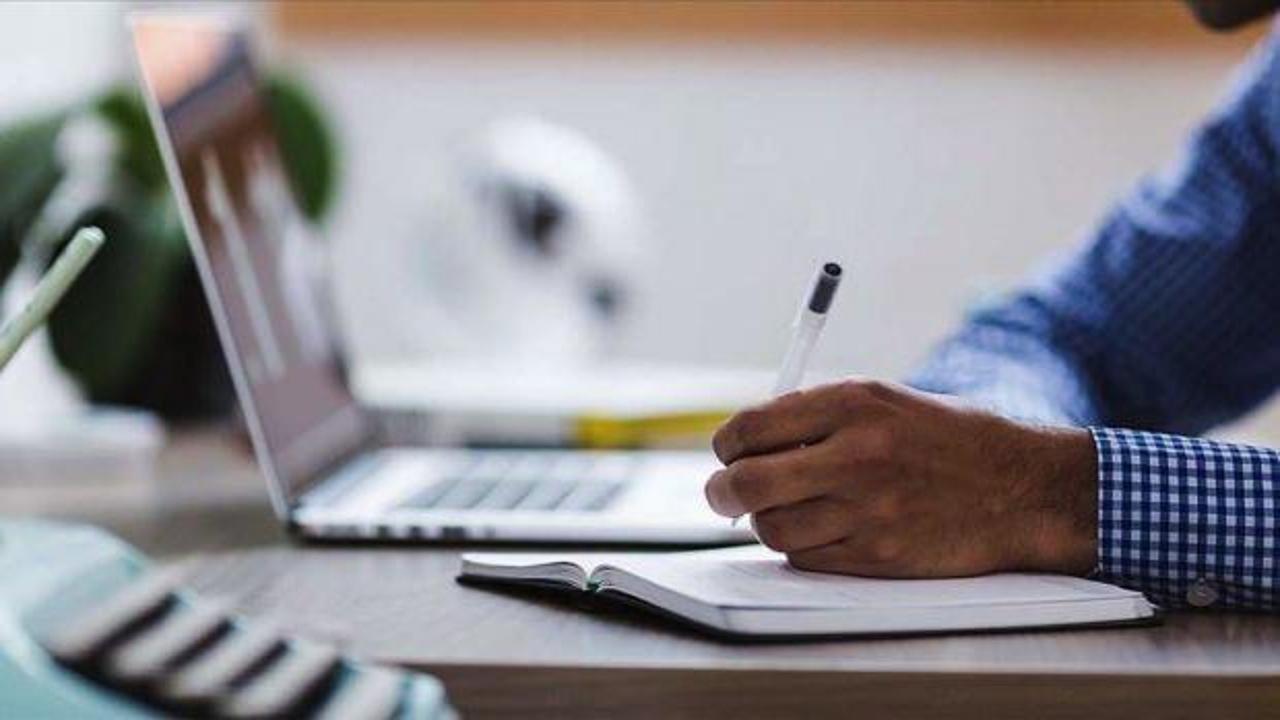 &Uuml;cretli &ccedil;alışan sayısı ağustosta yıllık bazda y&uuml;zde 2,6 arttı