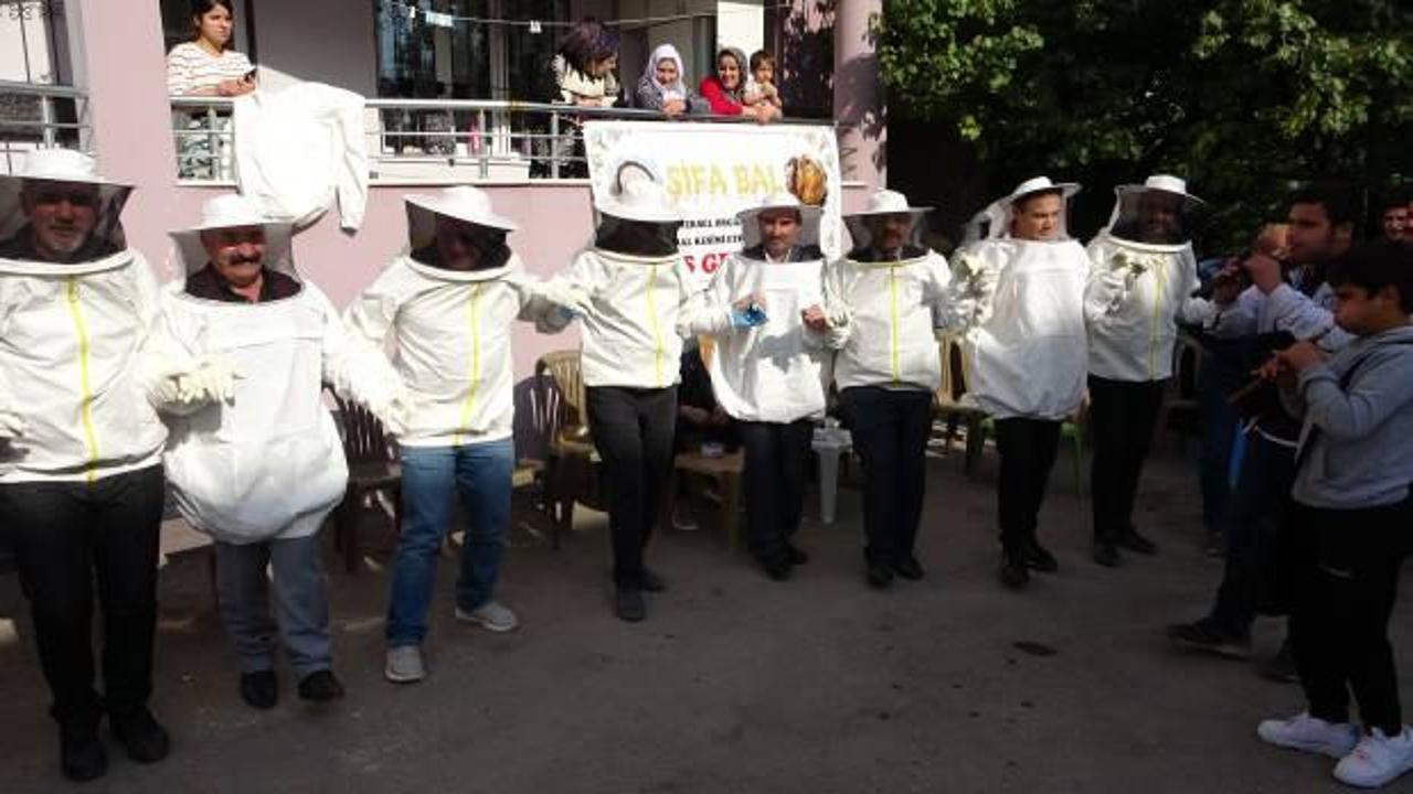 Van'da halaylı bal hasadı: Kilosu altınla yarışıyor!