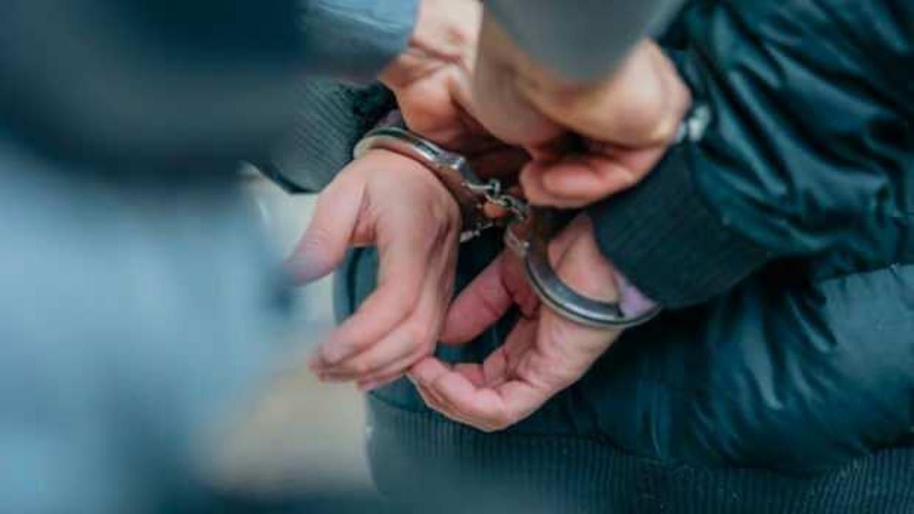 Yediemin otoparkındaki ara&ccedil;ları satan 4 kişi tutuklandı