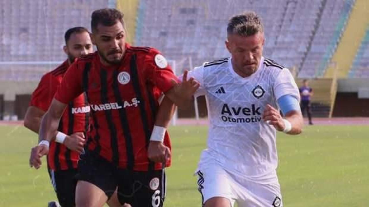 Altay'da taraftar isyan bayrağını açtı