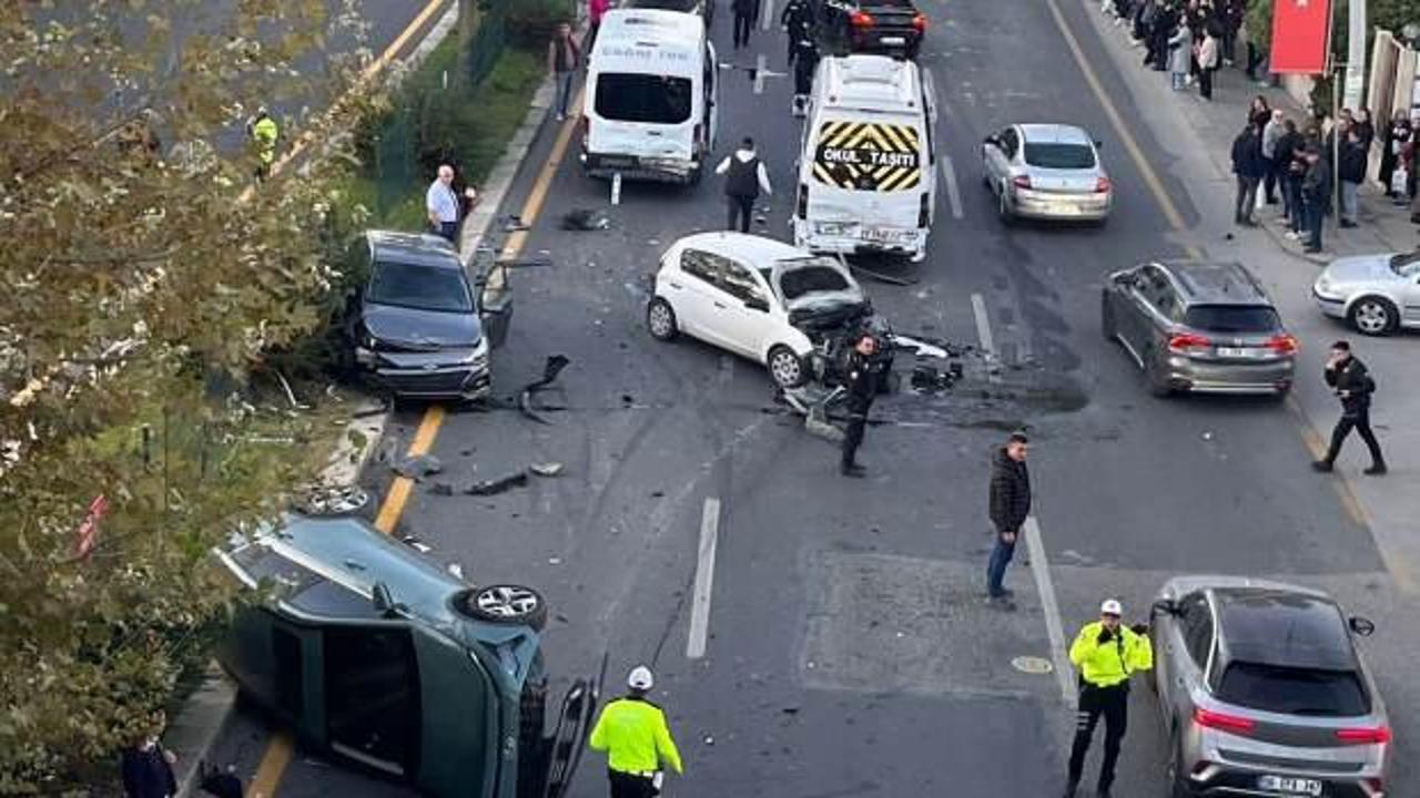 Ankara'da 8 ara&ccedil; birbirine girdi