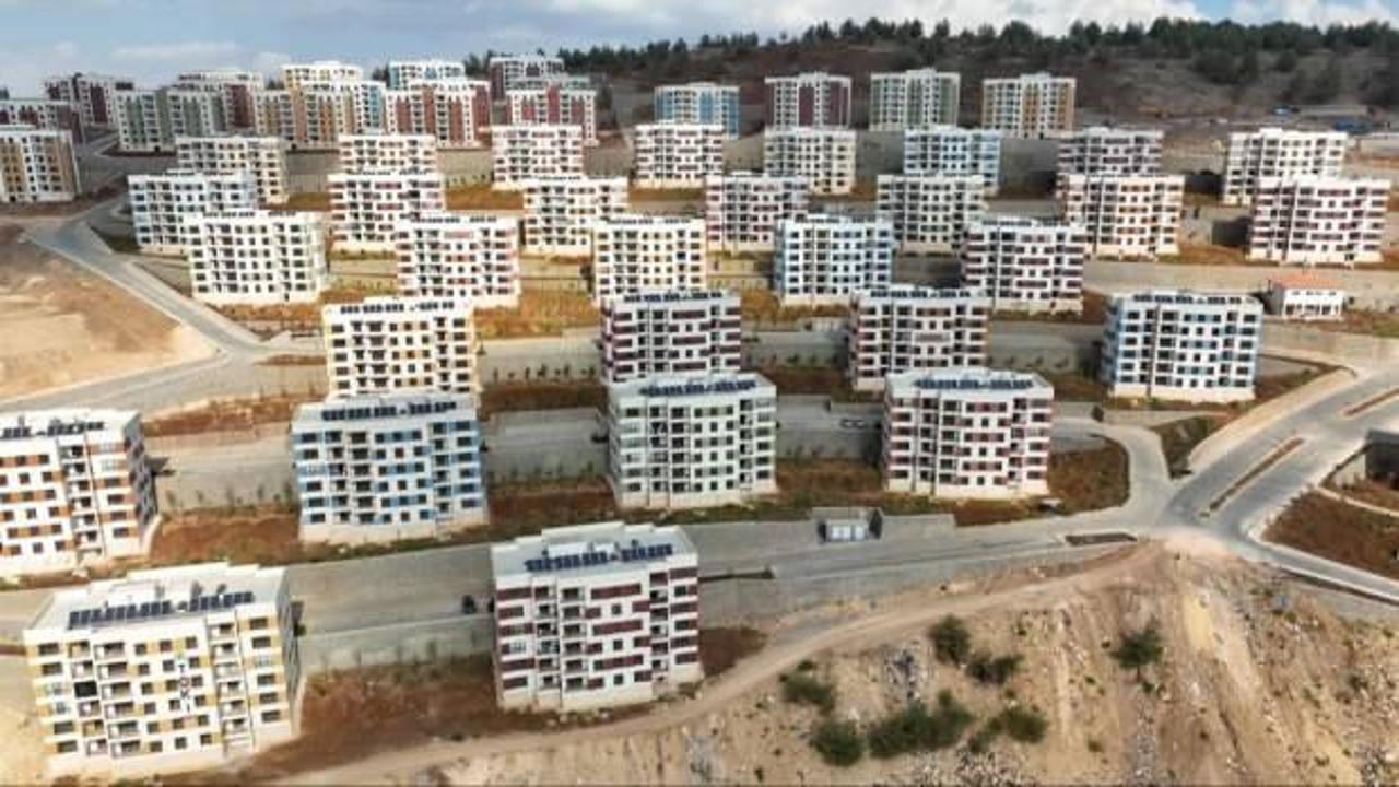Deprem konutları hızla tamamlanıyor