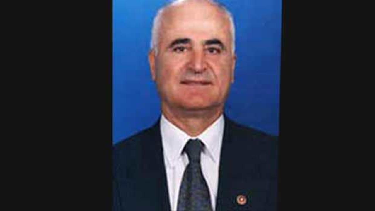 Eski Milli Savunma Bakanı Sabahattin &Ccedil;akmakoğlu hayatını kaybetti