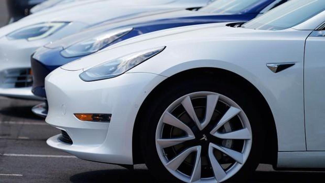 Tesla uygun fiyatlı araçlarını piyasaya sürüyor