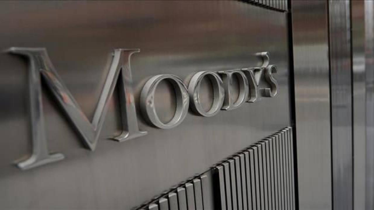 Moody's Fransa'nın kredi notu g&ouml;r&uuml;n&uuml;m&uuml;n&uuml; negatife &ccedil;evirdi