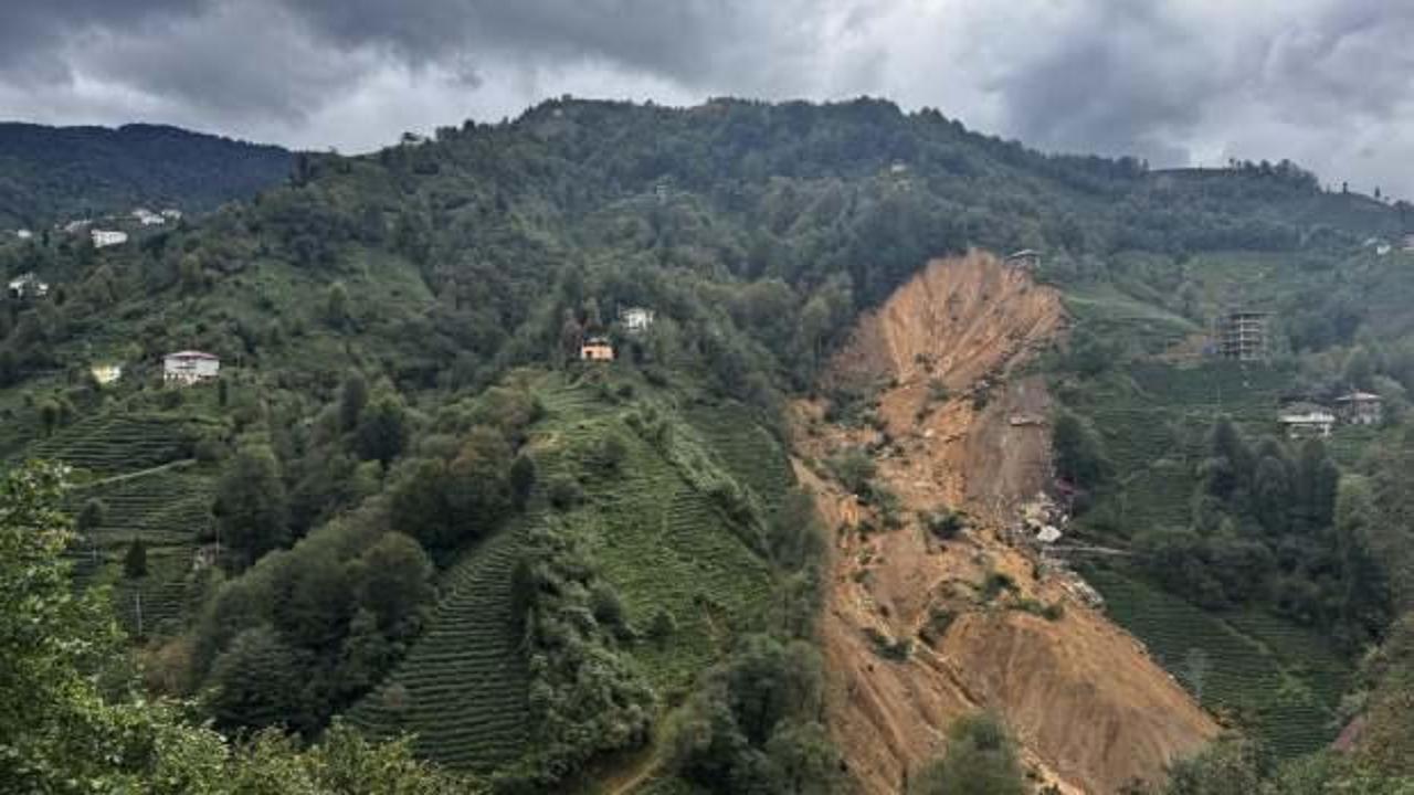 Rize'de heyelan! Valilikten açıklama