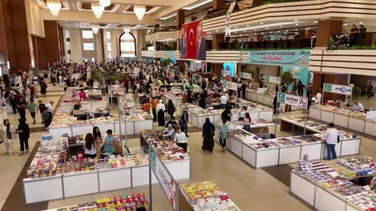 Şahinbey Belediyesi 2 milyona yakın kitapseveri buluşturmanın gururunu yaşıyor