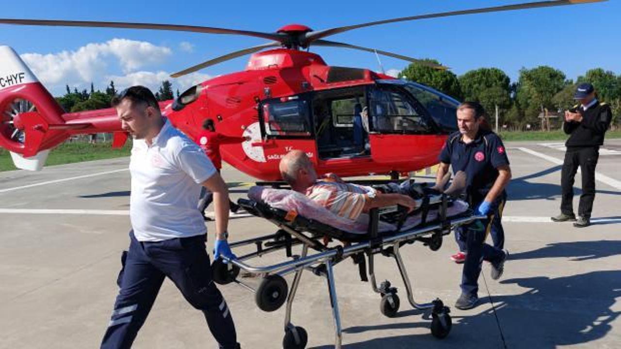 Samsun'da kalp krizi ge&ccedil;iren hastanın yardımına ambulans helikopter yetişti