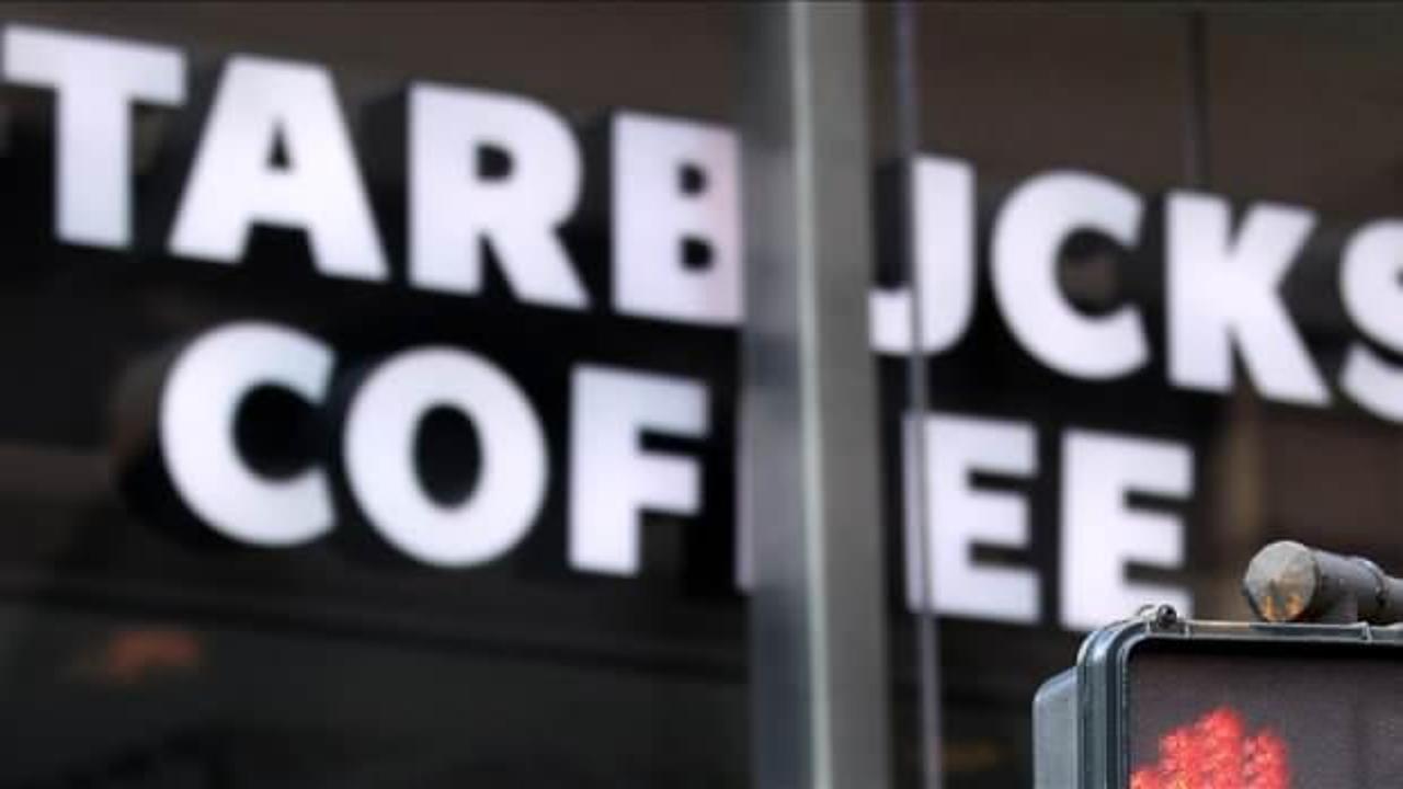 Starbucks'ta panik: Satışlar k&uuml;resel &ouml;l&ccedil;ekte d&uuml;şt&uuml;, yeni CEO zor bir sınavda!
