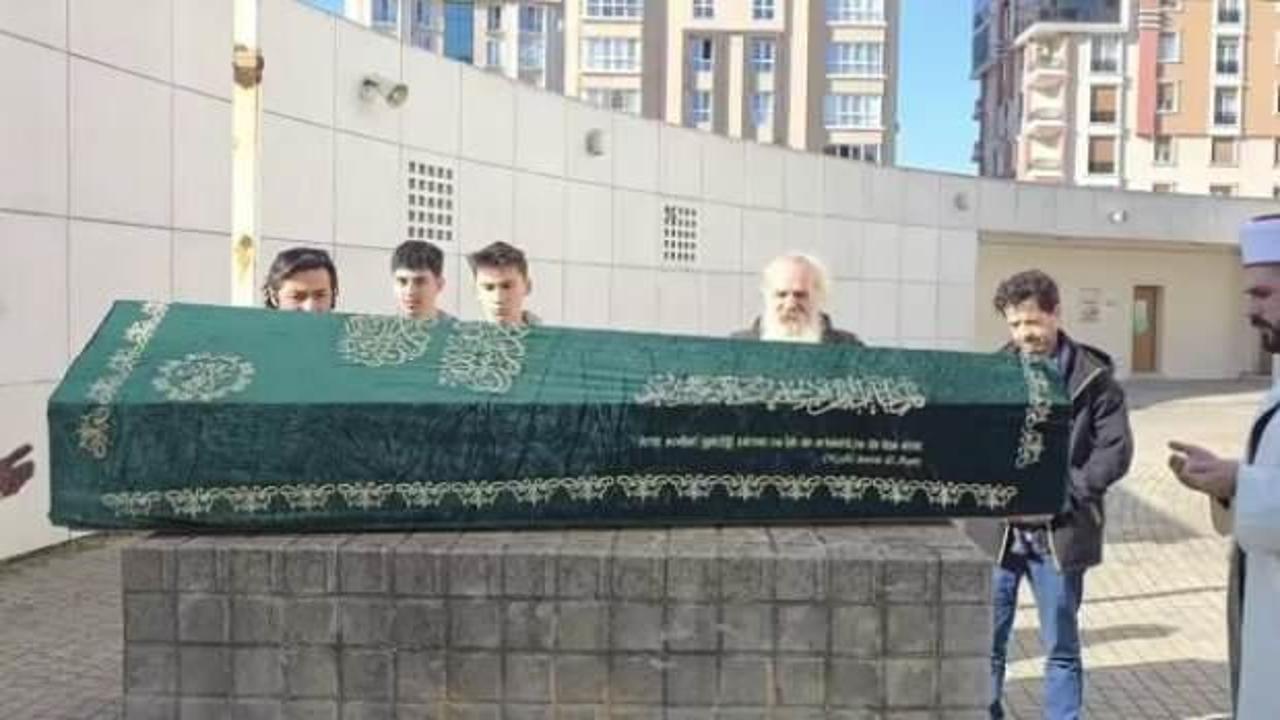 &Uuml;nl&uuml; oyuncunun cenazesine sadece birka&ccedil; kişi katıldı!