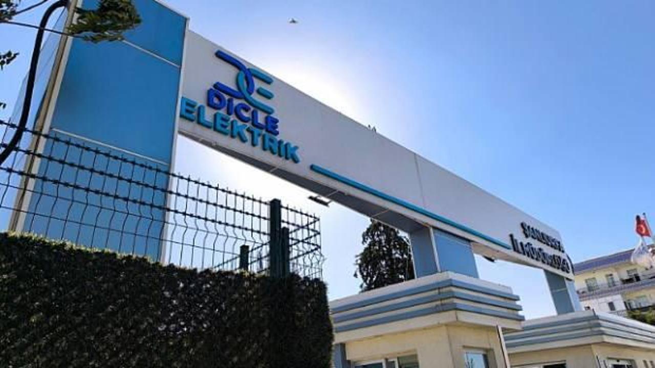 Dicle Elektrik ekipleri, Diyarbakır'da yatırım i&ccedil;in gittikleri mahallede engellendi