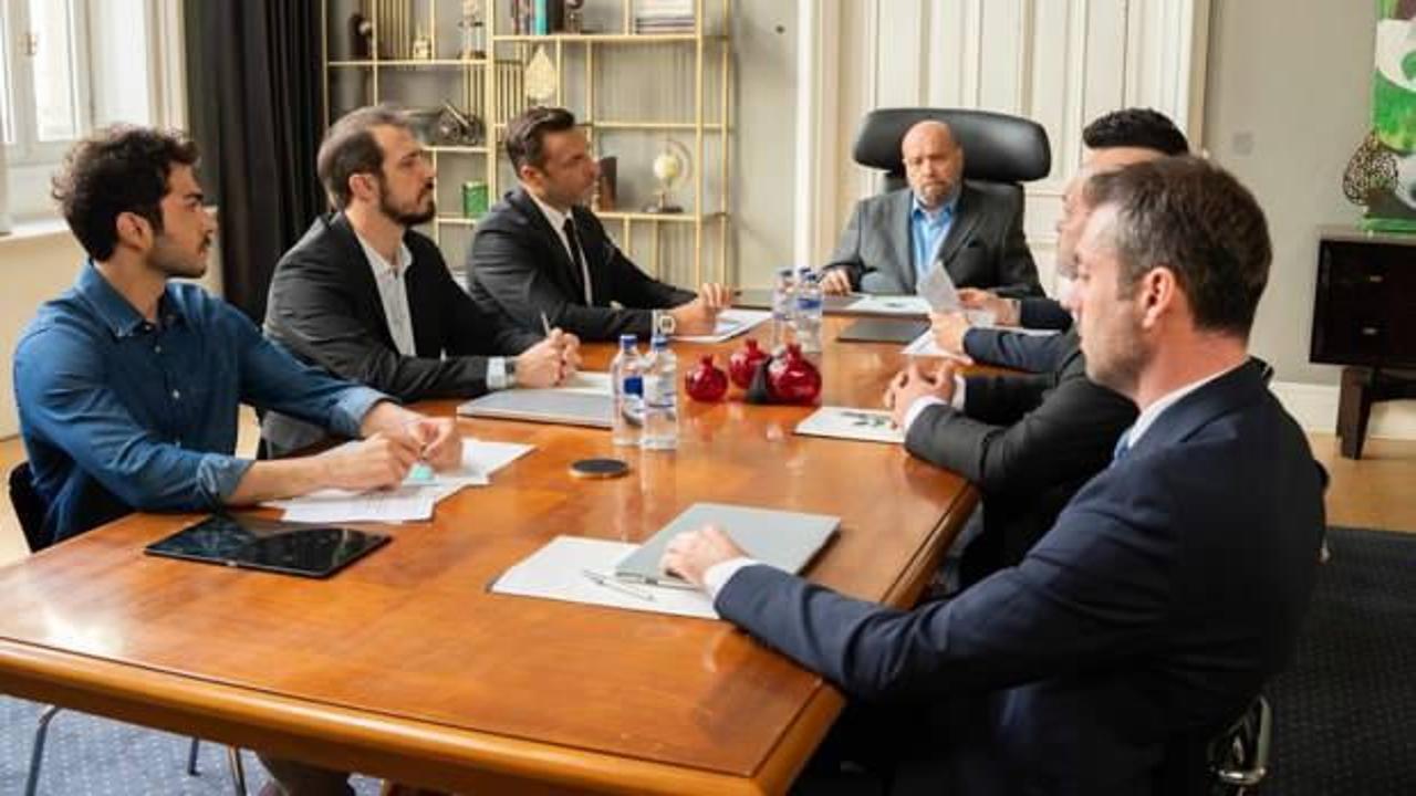 Kızılcık Şerbeti 3.sezonda peş peşe ayrılık! Show TV dizisinden teker teker gidiyorlar