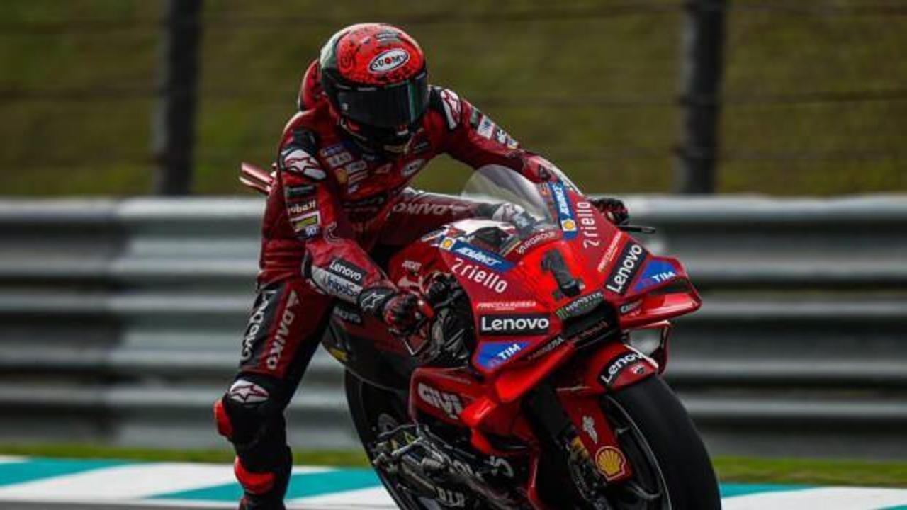 MotoGP Malezya Grand Prix'sini Francesco Bagnaia kazandı
