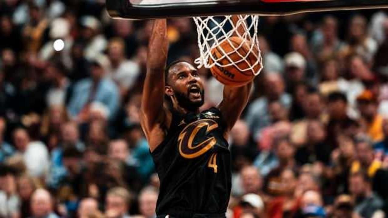 NBA'de Cleveland evinde Lakers'ı yendi, 5'te 5 yaptı