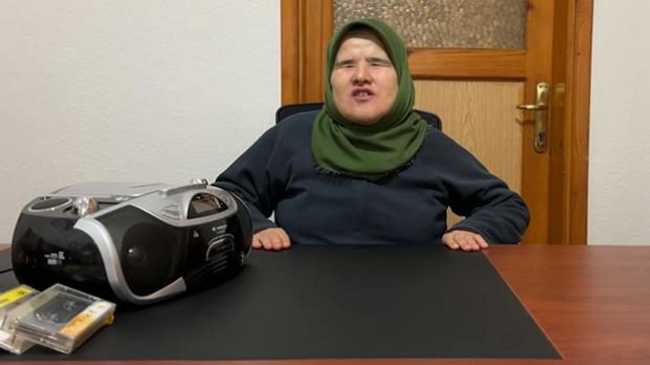 Teypten hafızlığa! Görme engelli kadının 17 yıllık azim hikâyesi 