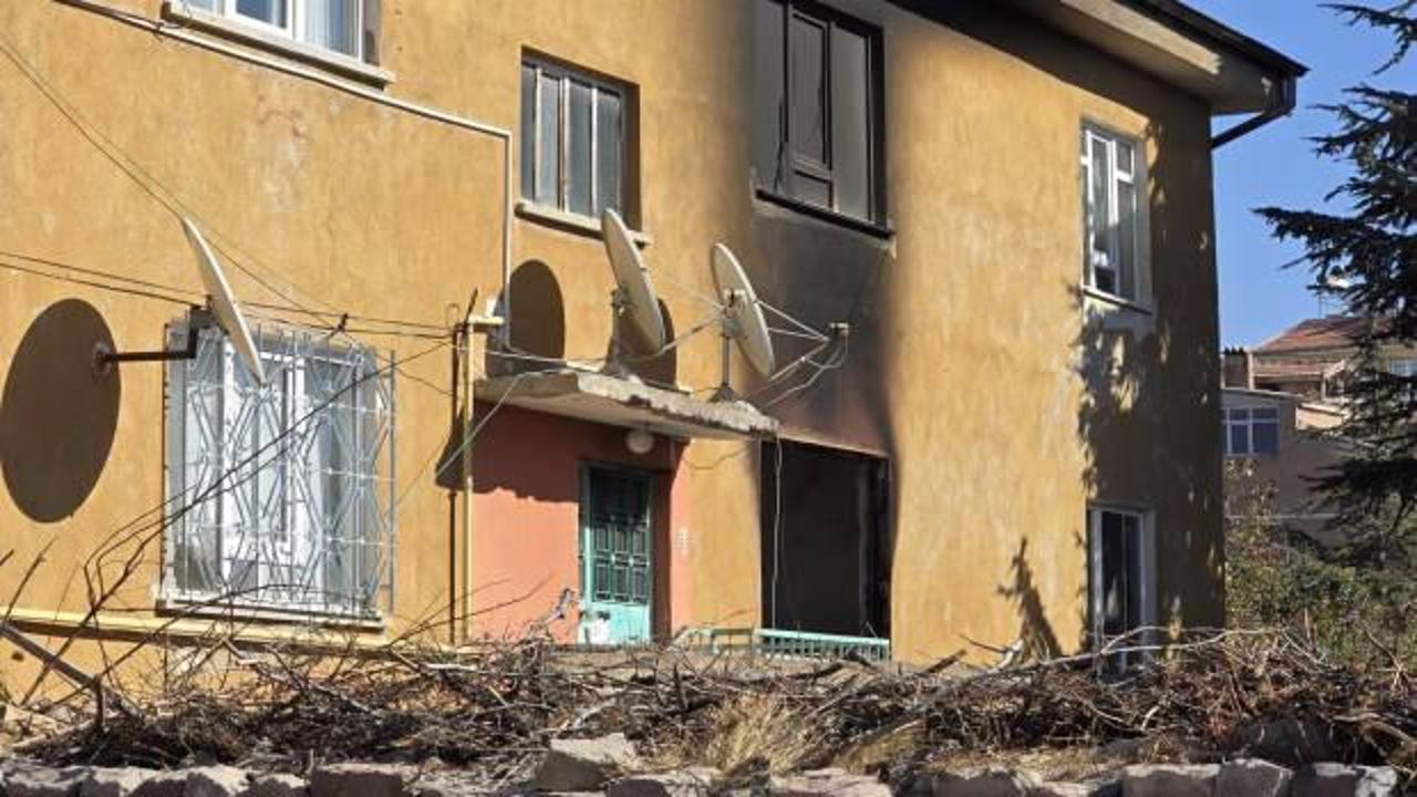 2 katlı binada yangın: 1 kişi hayatını kaybetti!