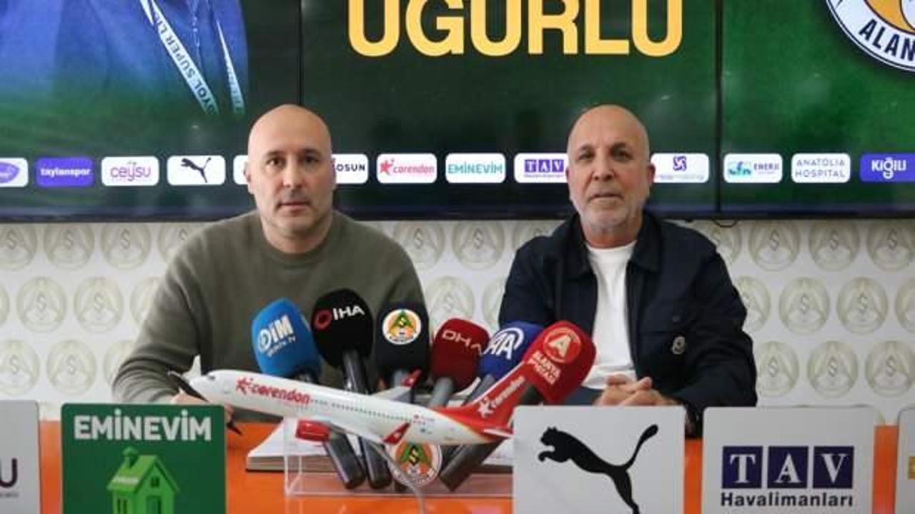 Beklenen açıklama geldi! Alanyaspor'un yeni hocası belli oldu