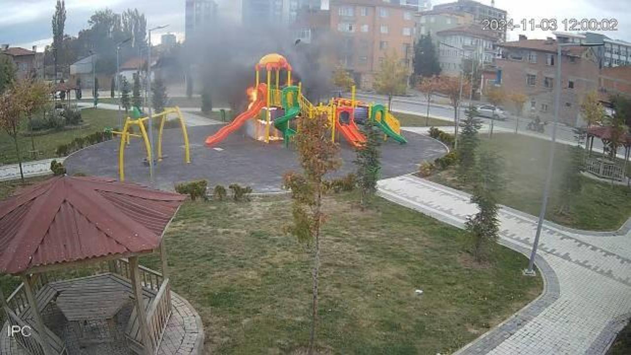 &Ccedil;orum'da &ccedil;ocuk parkı, &ccedil;ocuklar tarafından ateşe verildi 