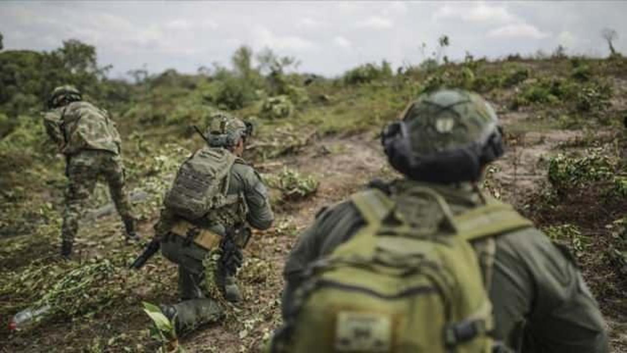 Kolombiya’da FARC’a operasyon...10 örgüt mensubu öldürüldü!