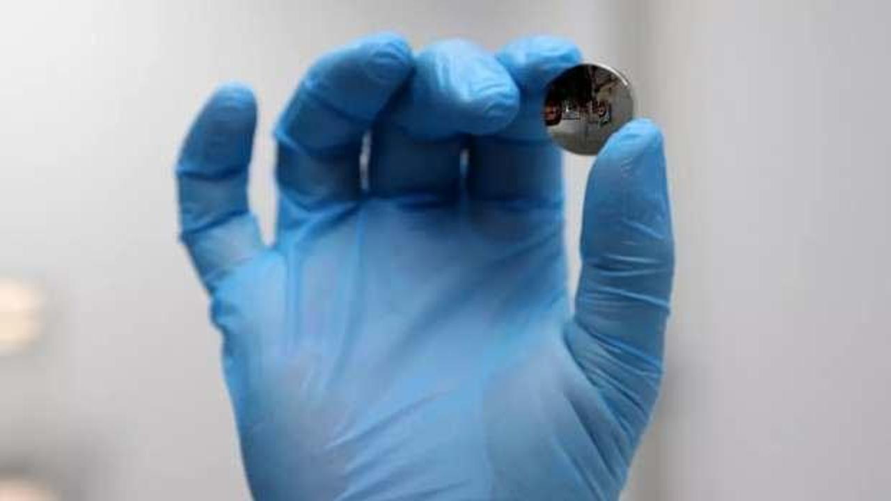 Sivas'ta kızıl&ouml;tesi lens &uuml;retildi; savunma sanayisinde kullanılacak