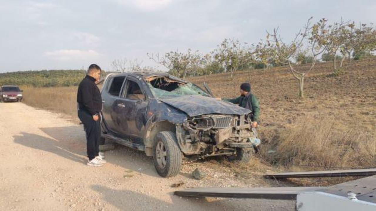 Zeytin işçilerini taşıyan kamyonet takla attı: 1 ölü, 7 yaralı