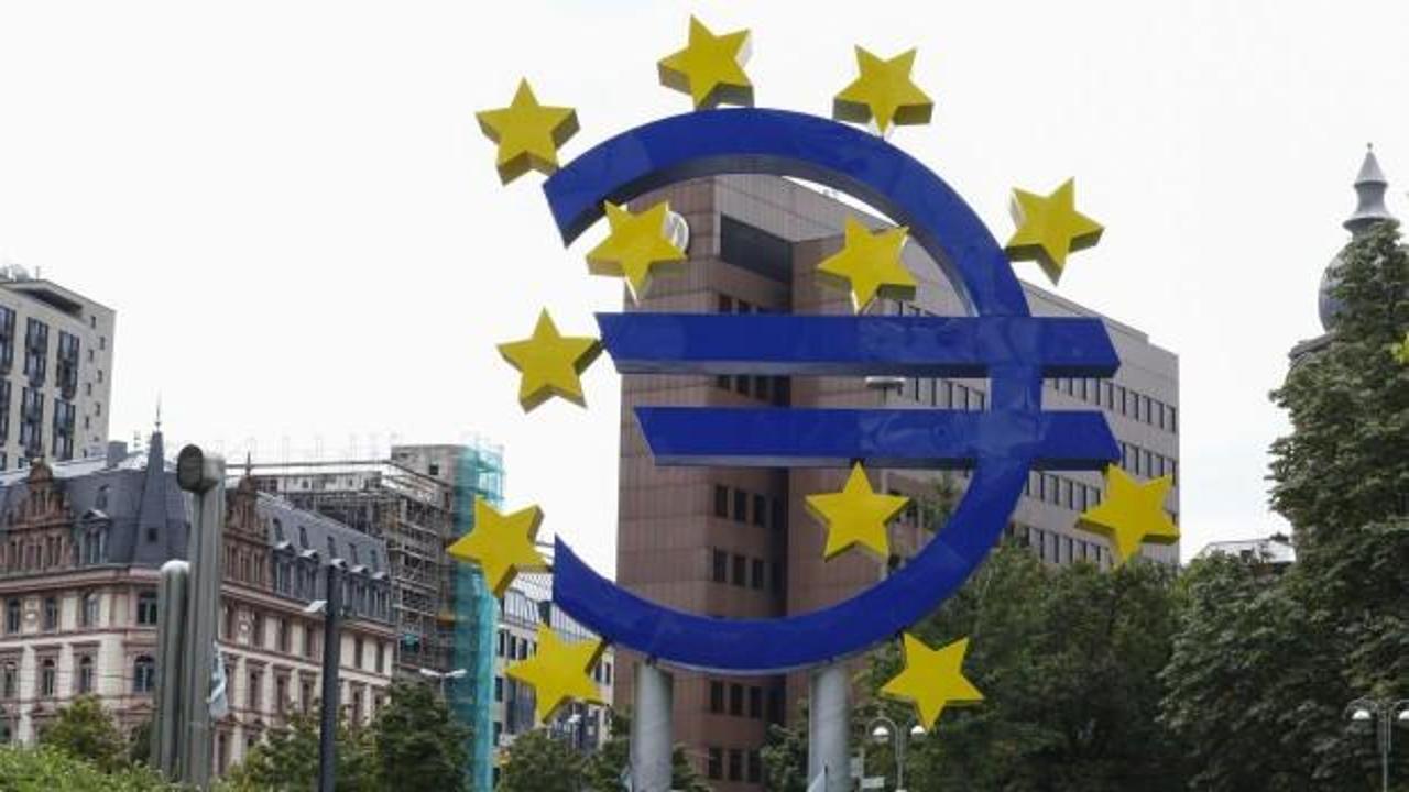 Euro Bölgesi üçüncü çeyrekte yüzde 0,4 büyüdü