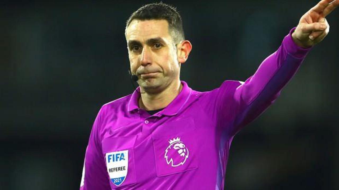 İngiltere bu olayla &ccedil;alkalandı! Klopp'a k&uuml;freden hakemden yeni skandal