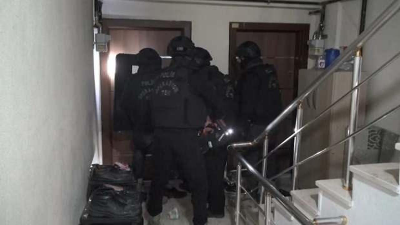 Kanarya Mahallesi'nde yol kapatan PKK/KCK'lı teröristler tutuklandı