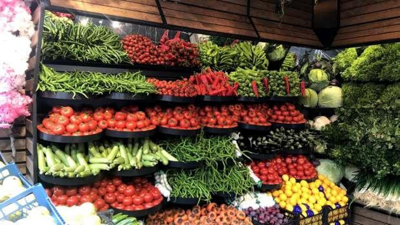 Mevsim geçişini fırsata çevirdiler! Sebze fiyatları cep yakıyor