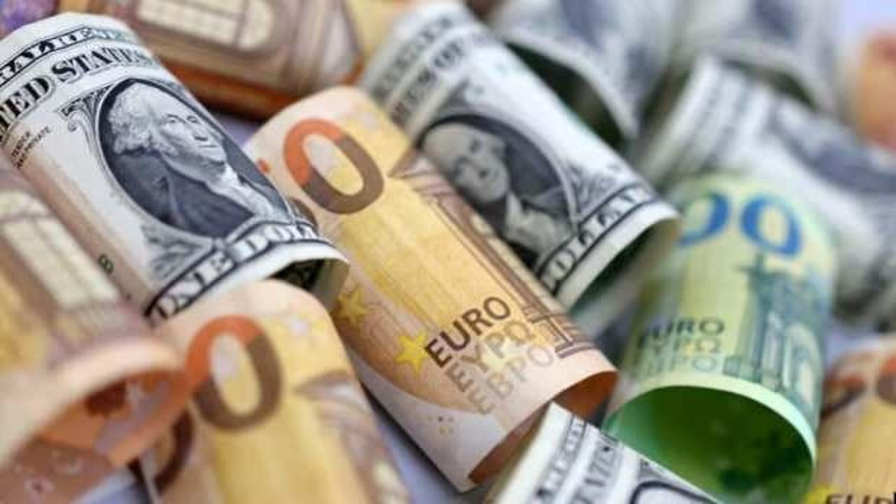 Dolar ve Euro'da günün ilk rakamları
