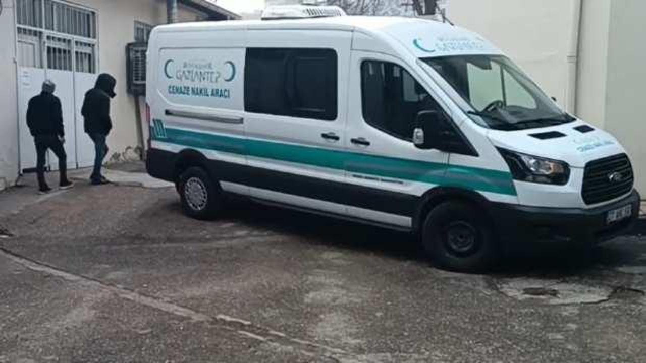 Gaziantep'te ev yangını: Acı haber geldi