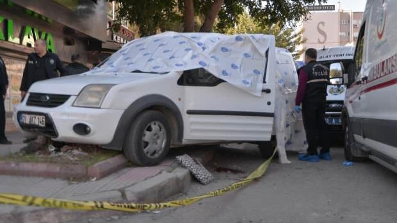 Adana'da korkun&ccedil; olay: 2 kişi &ouml;ld&uuml;!