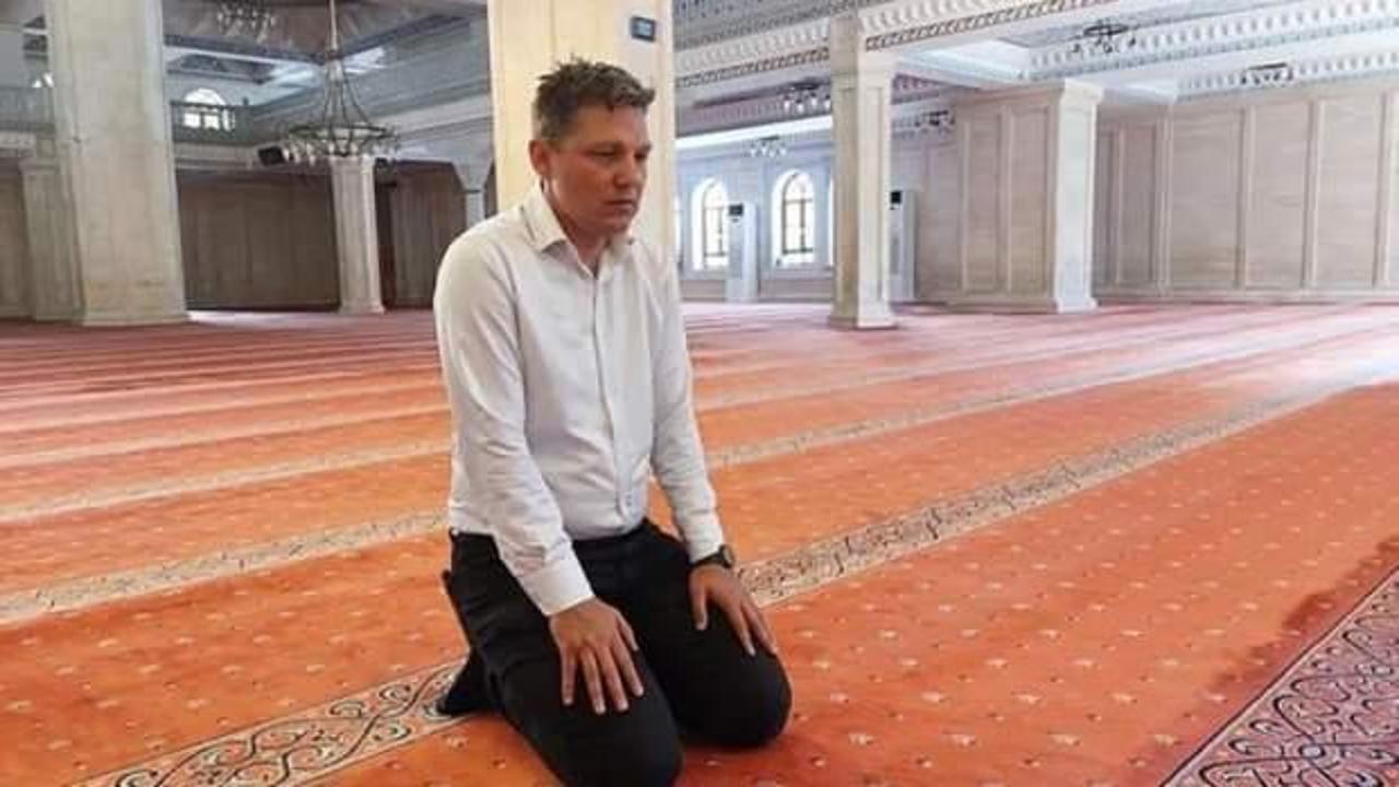 Cuma namazı i&ccedil;in &ccedil;alışanını işten &ccedil;ıkaran firmaya tazminat cezası