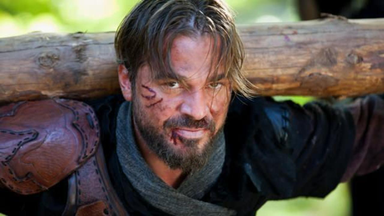 Engin Altan Düzyatan'ın aile sırrı resmen ifşa oldu! Annesinin dişlerini çekmişler