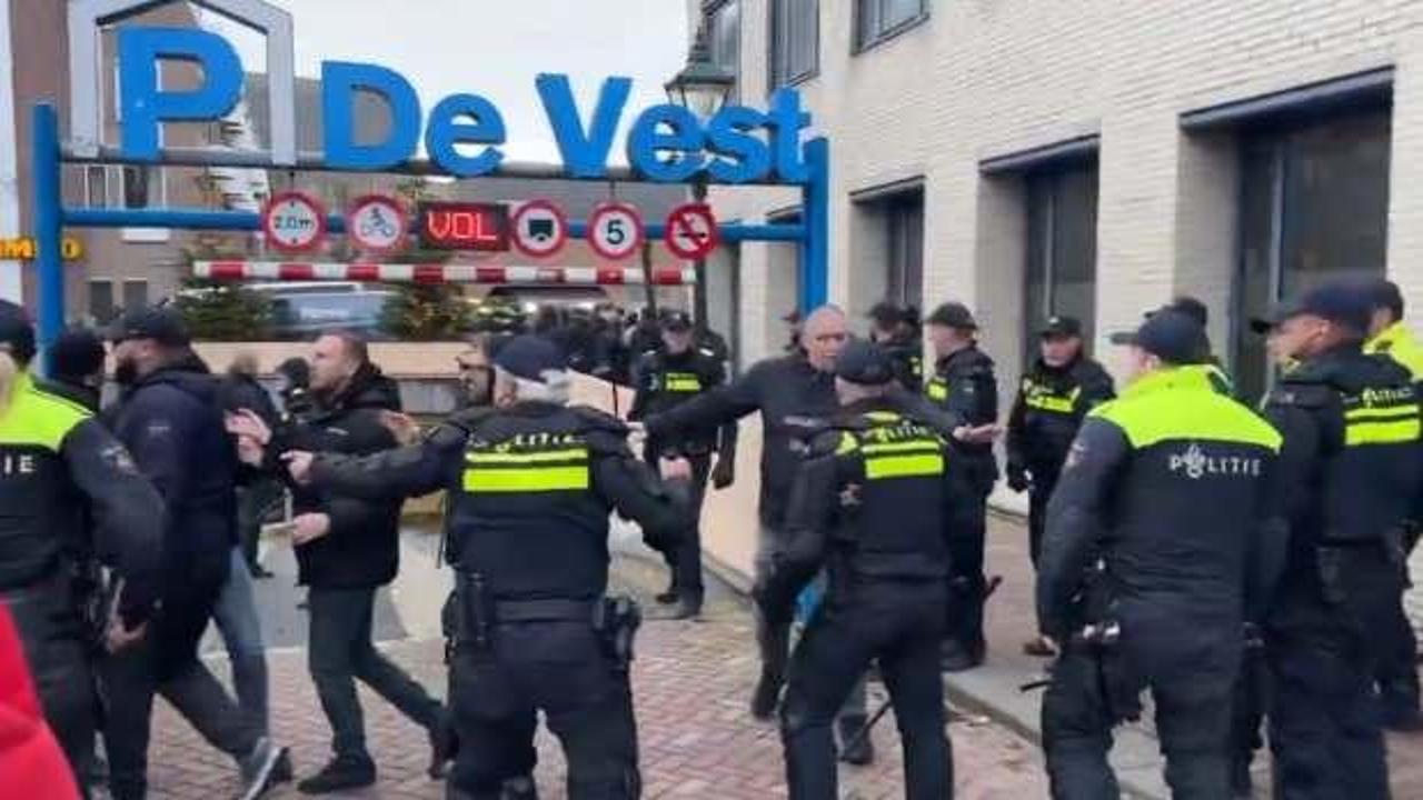 Hollanda polisinden T&uuml;rk taraftarlara coplu m&uuml;dahale