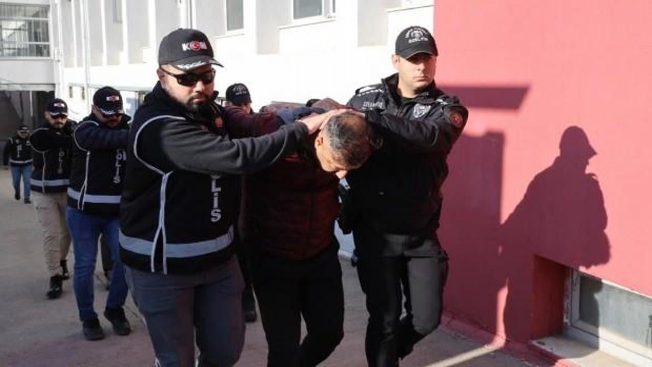 Adana'da emniyetin mühimmatlarının satılması olayının altından FETÖ çıktı