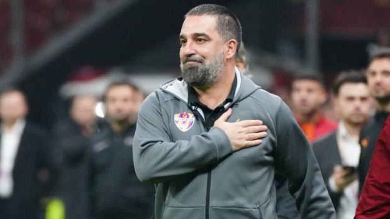 Arda Turan maç sonu özel jetle Arabistan'a gitti