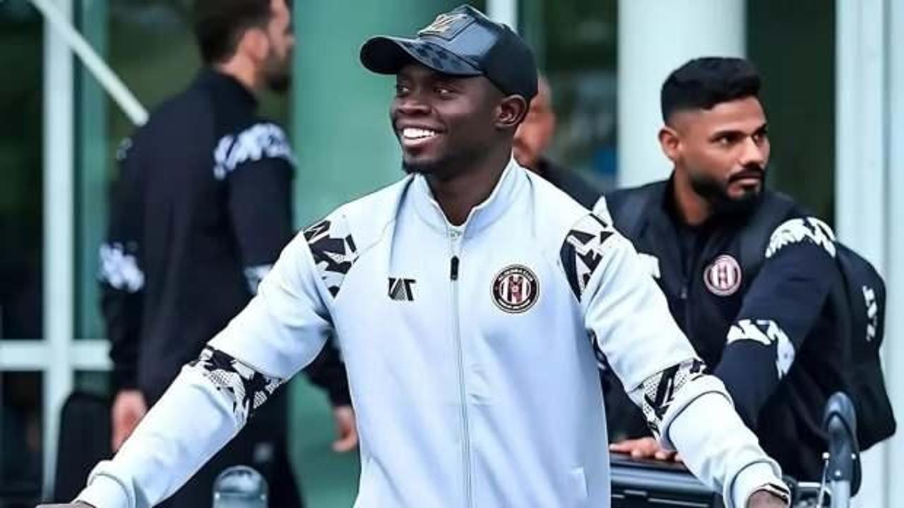 Fenerbah&ccedil;e'de s&uuml;rpriz transfer gelişmesi! Kanat oyuncusu i&ccedil;in g&ouml;r&uuml;şmeler başladı