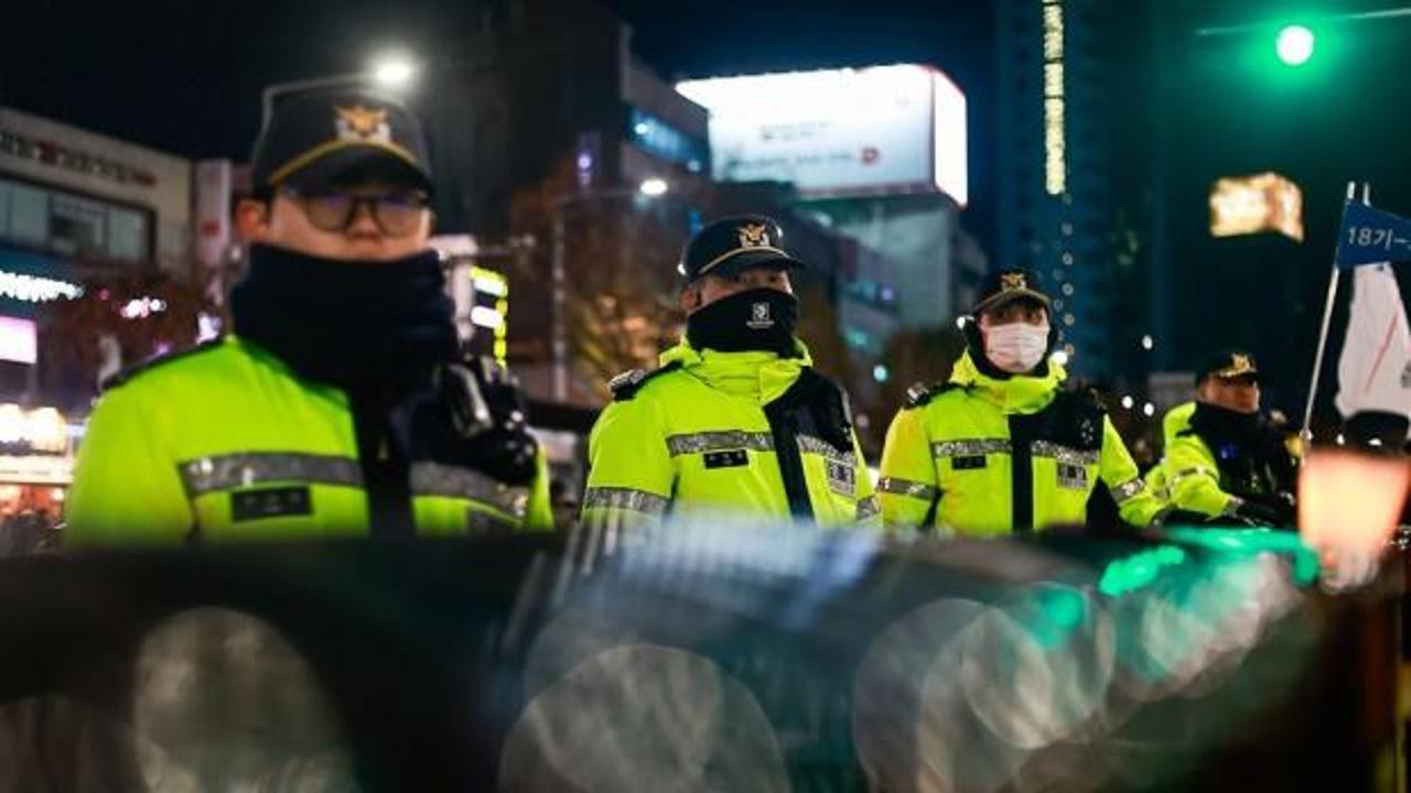 Sıkıy&ouml;netimle d&uuml;nya g&uuml;ndemine geldi: Protestolar devam ediyor!